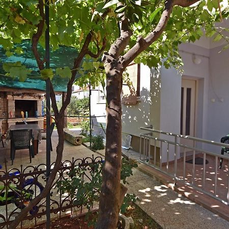 Apartment Meri- Near The Zadar Main Bus Station Buitenkant foto
